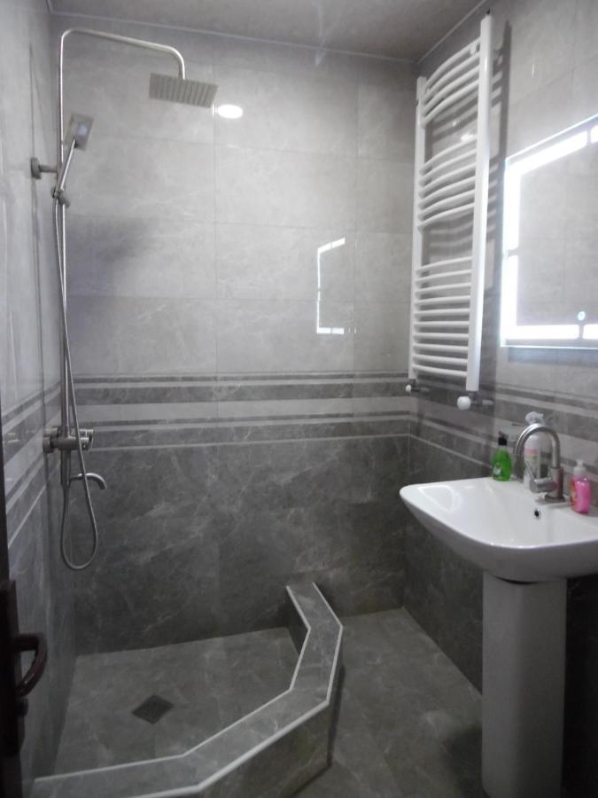 Guest House Tamta Stepantsminda Exterior foto